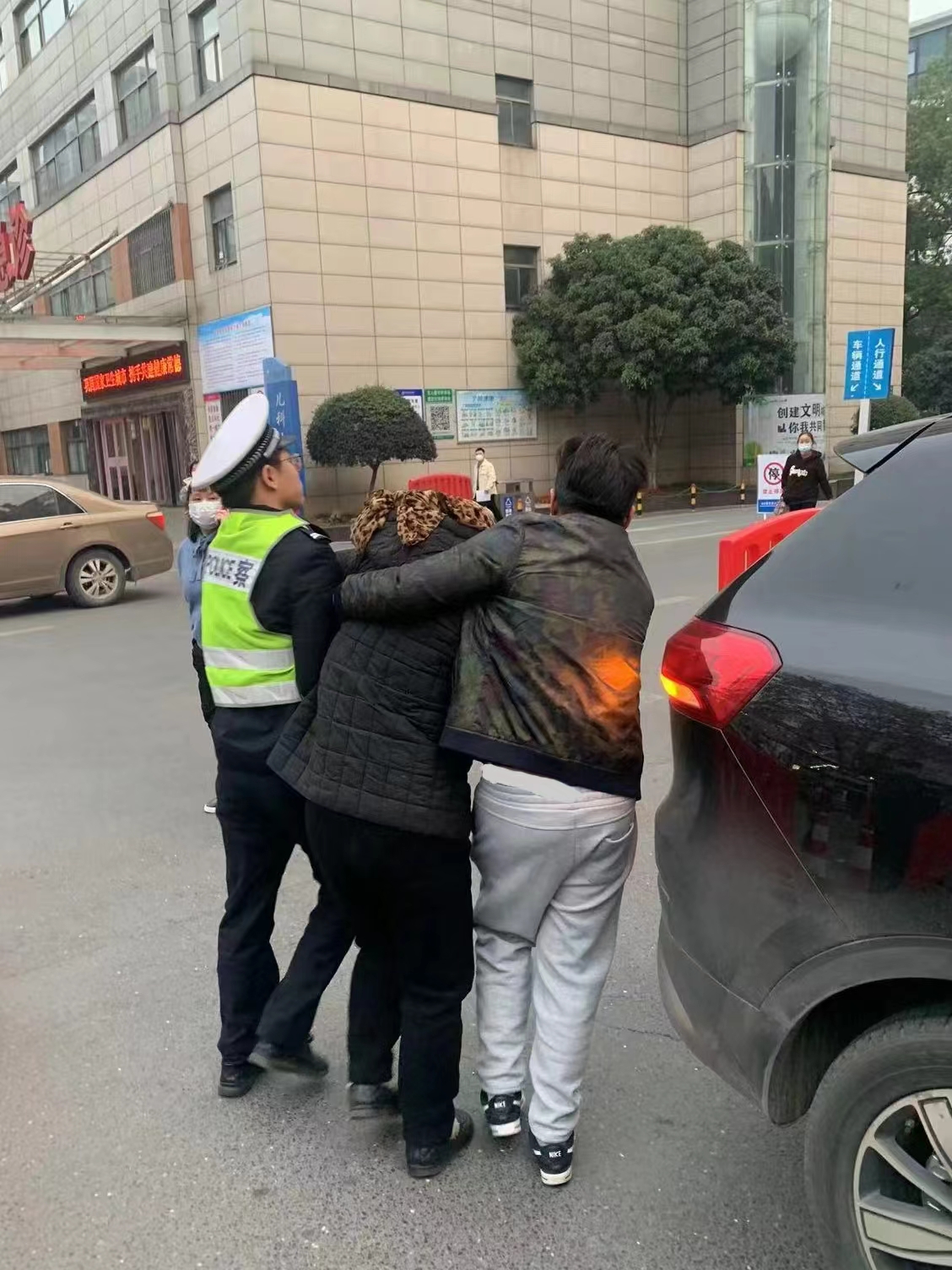 图片1.jpg 图片1.jpg